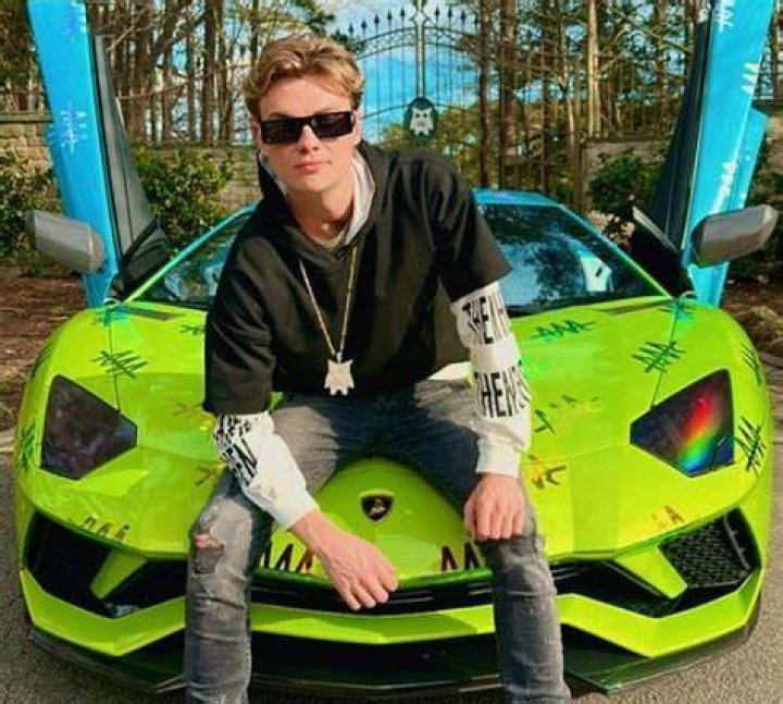 Carter Sharer's Profile, Net Worth, Age, Height, Relationships, FAQs